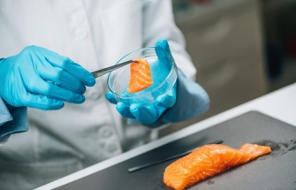 Environmental monitoring: prevent contamination with a smart sampling plan